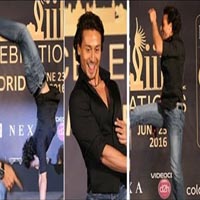 Tiger Shroff Performs Live Stunts